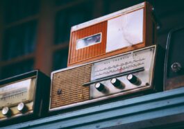 Internetradio-für-Senioren-mit-einfacher-Bedienung-Bild